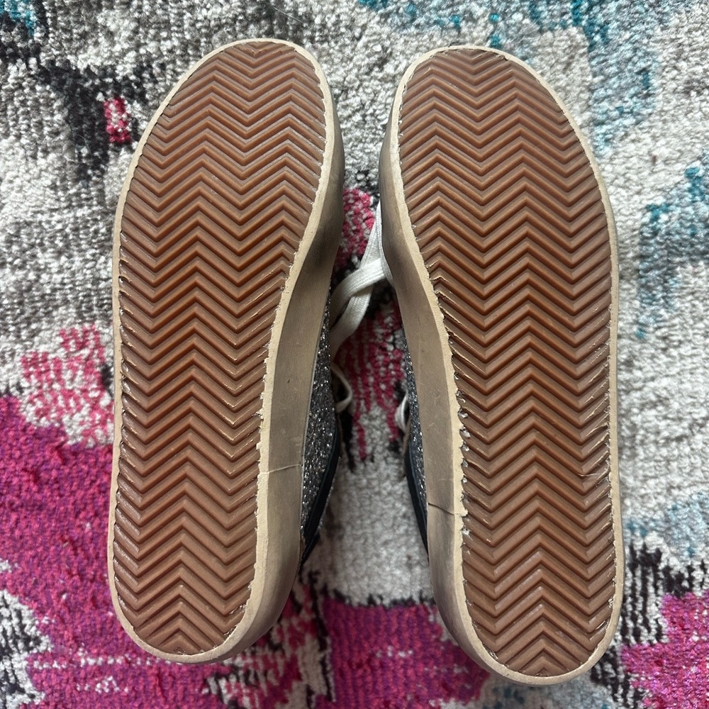 Golden Goose Mid Star Sneakers - Picture 6 of 7